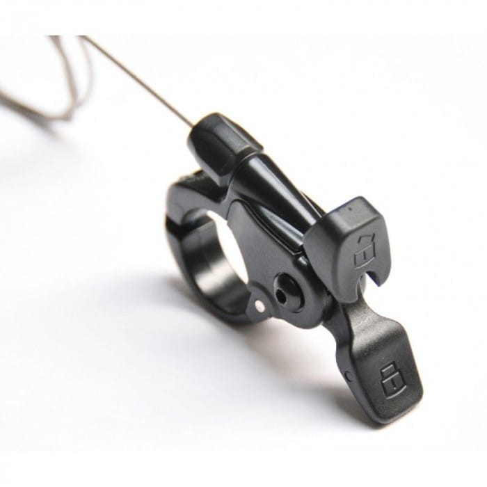 3135A_DZWIGNIA BLOKUJĄCA AMORTYZATOR.jpg